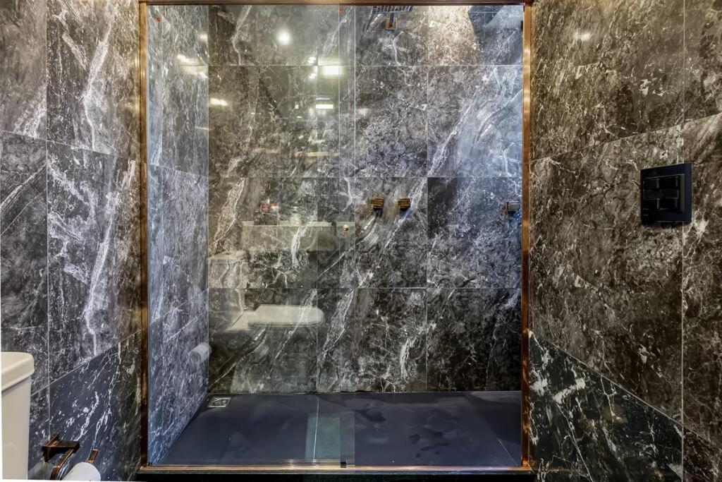 The Luxe At Copacabana Apartamento